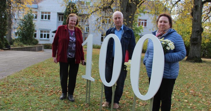 Tumes skola svin 100. dzimšanas dienu