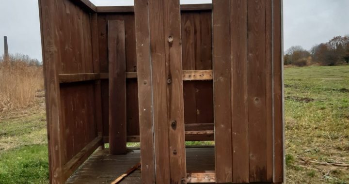 Kurš redzējis vandaļus Slampē?