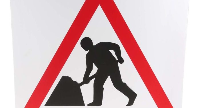 Melnezera ielas būvdarbu laikā – gājējiem jābūt uzmanīgiem!