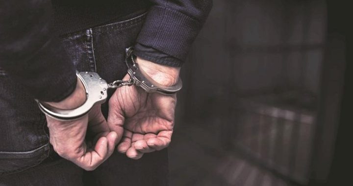 Aizdomās par degvielas zādzību Tukuma novadā likumsargi pa karstām pēdām aiztur 3 vīriešus