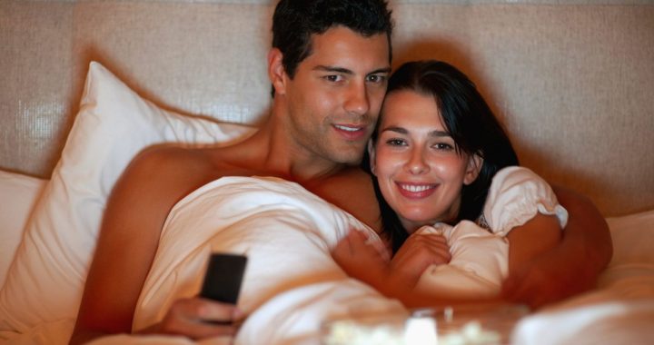 Piemērotākie seriāli un filmas, lai labāk izprastu savu seksuālo dzīvi