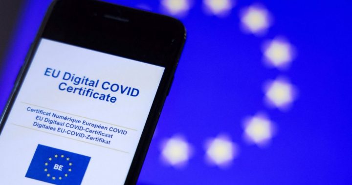 Izbraukama vakcinācija un sertifikātu drukāšana