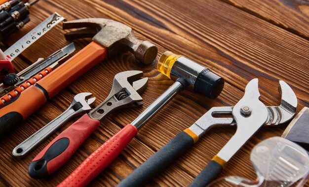 Aizdomās par vairākām zādzībām Tukuma novadā aizturēti 3 vīrieši