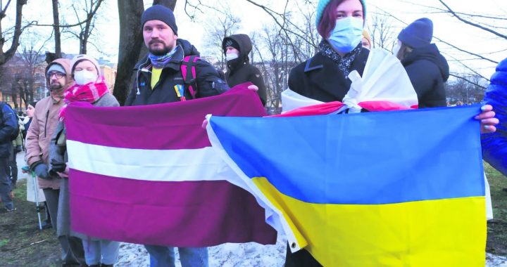 Lai Dievs palīdz Ukrainai!