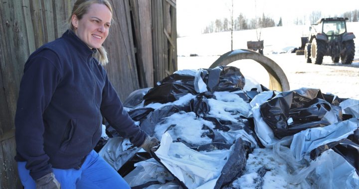 Arī zemniekiem atkritumu pārstrāde nav sveša