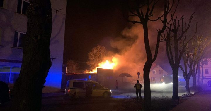 Ugunsgrēks Tukuma centrā/VIDEO/