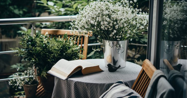 Praktiska balkona iekārtošana