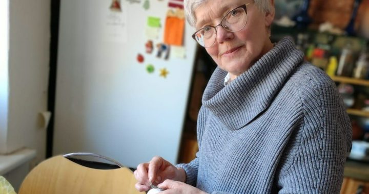 Lūdz palīdzēt atrast smārdenieci Sarmīti Jēkabsoni!