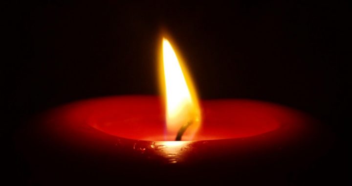 Ugunsdzēsēji glābēji Sēmes pagastā pēc avārijas atbrīvo bojāgājušo