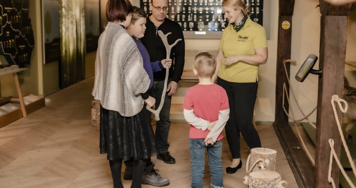 Jaunmoku pilī aicina uz Ģimeņu dienu “Esam vienoti”