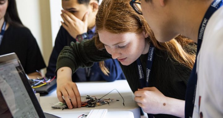 Noskaidrotas skolas, kas saņems fizikas kabinetu aprīkojumu. To skaitā – Tukuma Raiņa Valsts ģimnāzija