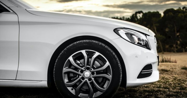 Kāpēc vasarā labāk izvairīties no braukšanas ar ziemas riepām?