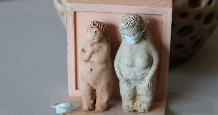 Izstādes atklāšana «Durvīs» Tukumā