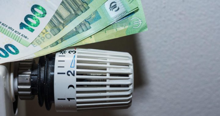 Valdība vienojas par atbalsta pasākumiem energoresursu cenu pieauguma kompensēšanai