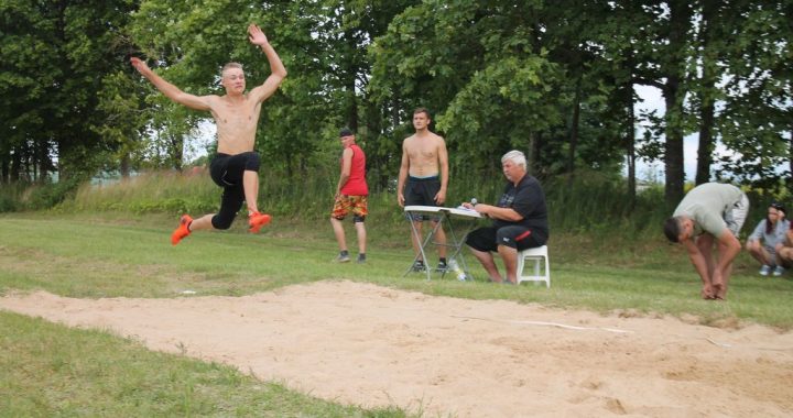 Kā vānenieki svinēja