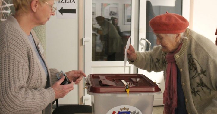 Balss nodošanas glabāšanā pirmajā dienā 14. Saeimas vēlēšanās nobalsojuši 11 316 vēlētāji