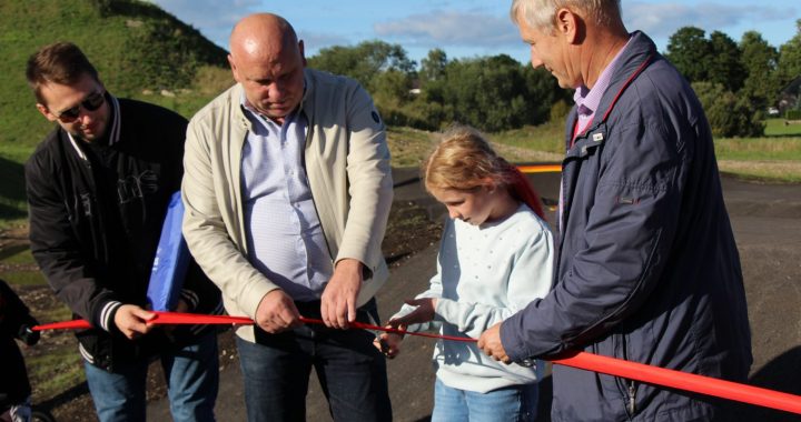 Tukumā atklāta par ziedojuma līdzekļiem tapusi trase