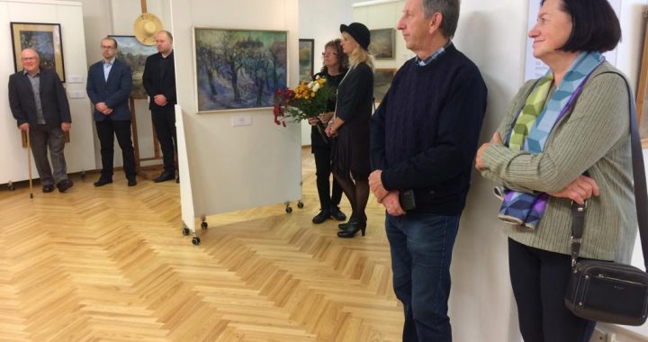 Tukuma mākslas muzejā atklāta izstāde ‘Tairai Haļāpinai 100’