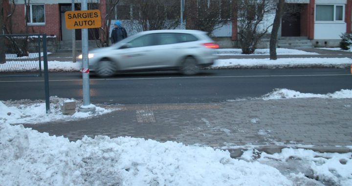 Aicina domāt par drošību Kurzemes ielā Tukumā