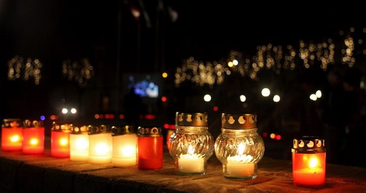 Uz gaismas pusi ejot…