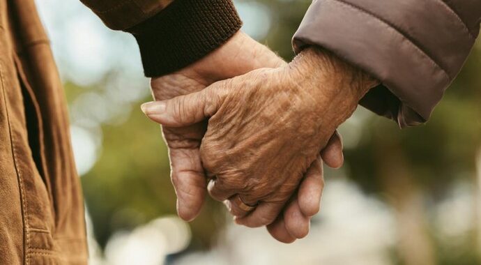 Tukuma novada domes ārkārtas sēdē 3. novembrī nolemts piešķirt svētku pabalstus