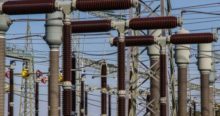 Laiks pārskatīt savu līgumu un izvēlēties piemērotāko elektrības tarifu