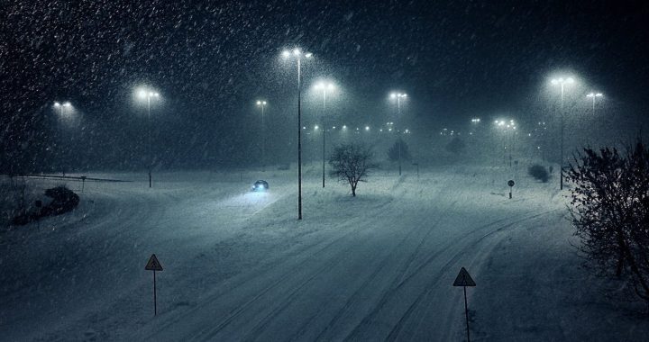 Tuvākajā diennaktī gaidāmi ilgstoši nokrišņi, vietām stipra snigšana