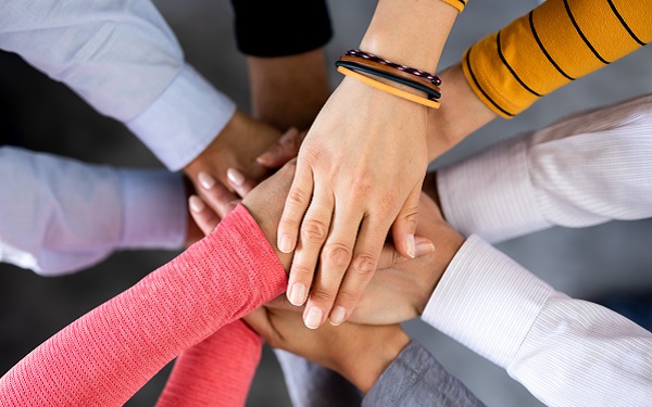 Iespēja balsot par Gada sociālajiem darbiniekiem. Nominantu vidū arī Tukuma novada sociālā dienesta pārstāvis