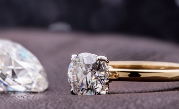 Pieci padomi saderināšanās gredzena izvēlei