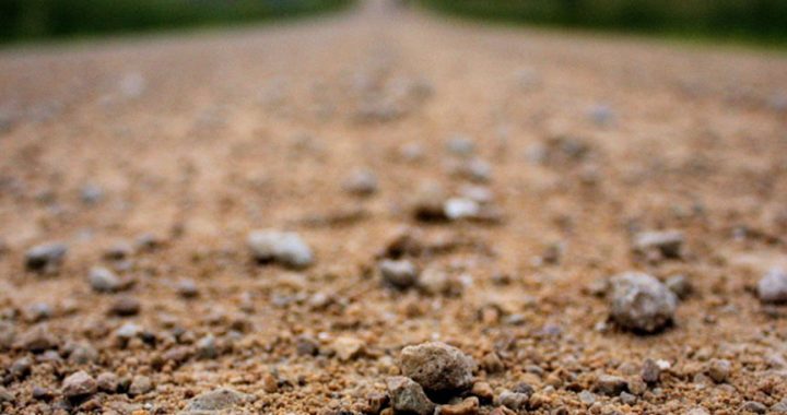 Autovadītāju ievērībai: vietām apgrūtināta braukšana ir uz vietējiem autoceļiem