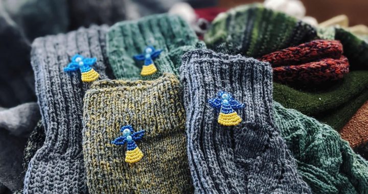 Adījumi Ukrainas atbalstam saziedoti 9600 kg dažādu adījumu  