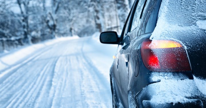 Autovadītāju ievērībai: uz galvenajiem autoceļiem apgrūtināti braukšanas apstākļi arī posmā no Tukuma līdz Usmai