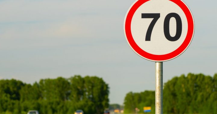 Atjaunos ceļa segumu no Vānes līdz Kabilei