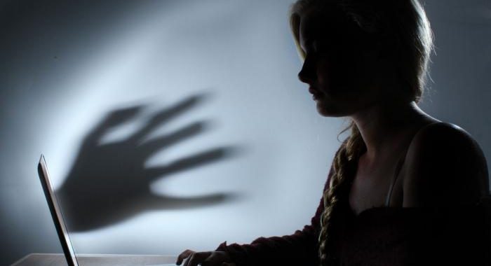 Aicina uzmanīties no krāpniekiem