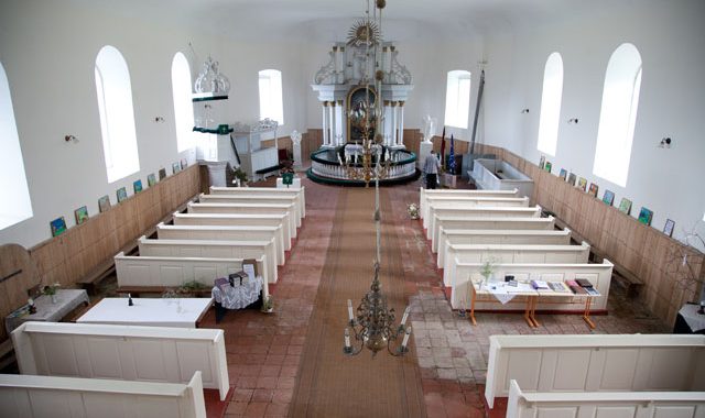 Ziemassvētku dievkalpojumi novada Dievnamos