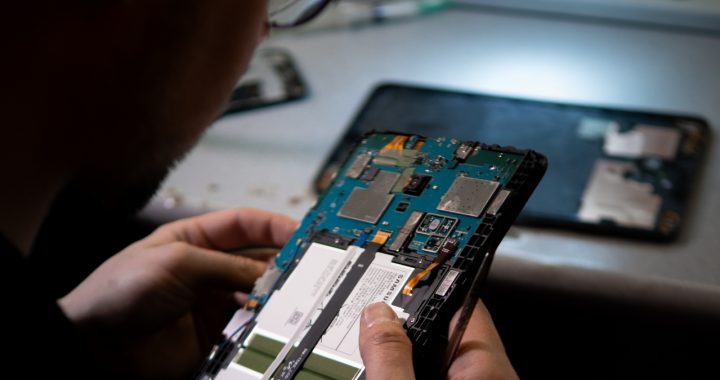 Kā pagarināt planšetdatora kalpošanas laiku un uzlabot ierīces veiktspēju