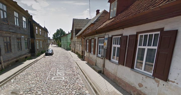 Gluži kā sakas kaklā…