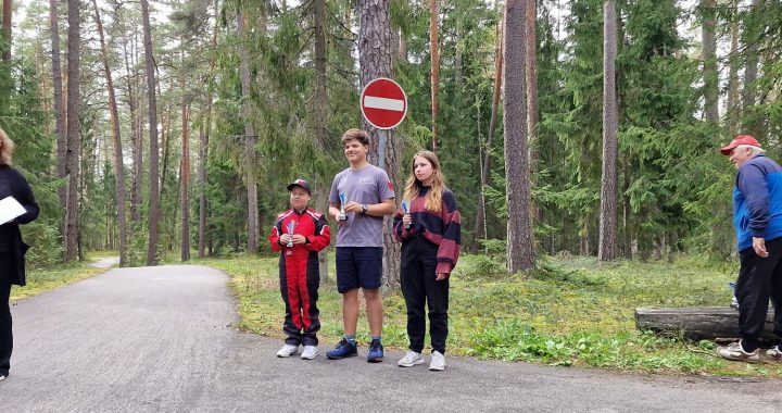 Martinsonu starti minkāru sacensībās