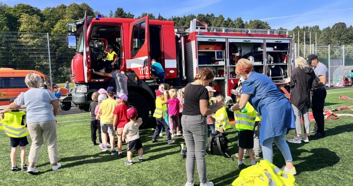 Tukumā atkal jautrā futbola diena! /foto un video/