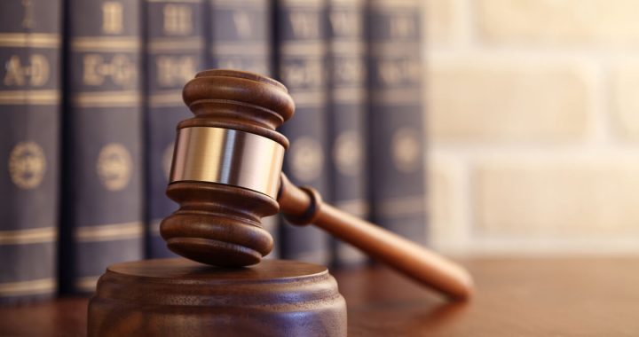 Satversmes tiesa atzinusi, ka normas, kas aizliedz karavīram būt par politiskās partijas biedru, atbilst Satversmei