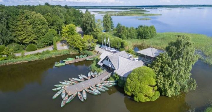 Lapmežciema pagastā no ezera izglābti divi cilvēki