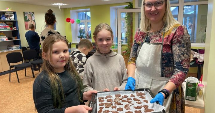 Svētku tirdziņš Džūkstē/video/