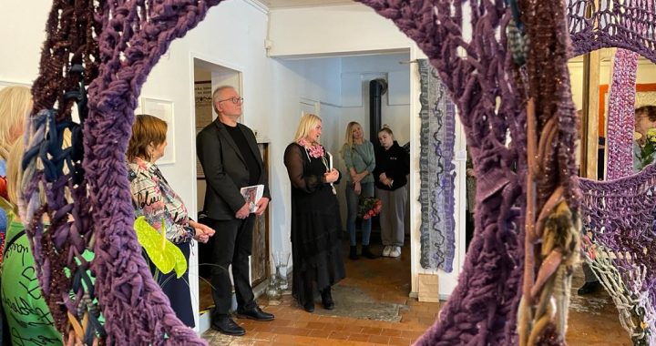 Izstādes atklāšanā galerijā ‘Durvis’/Foto un Video/