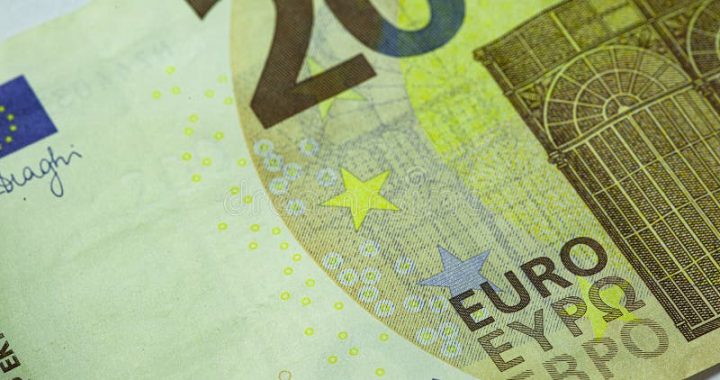 Jaunpilī nozog naudu