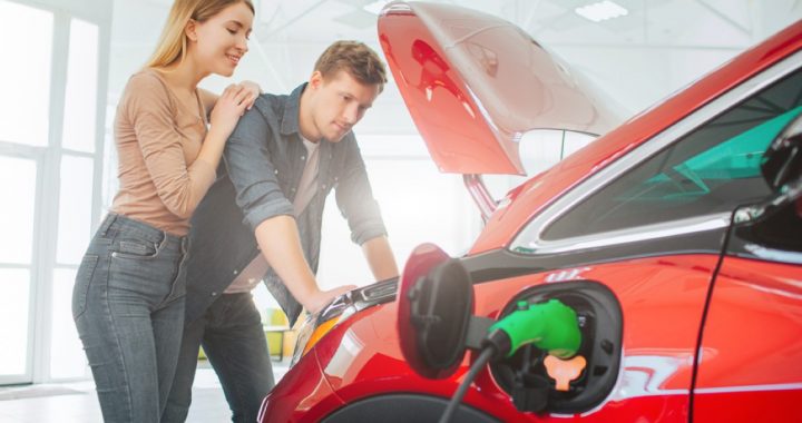 Vai elektroauto iegāde ir izdevīga?