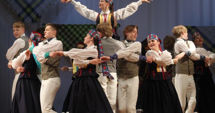 Deju kolektīva «Namejs» jubilejas koncerts