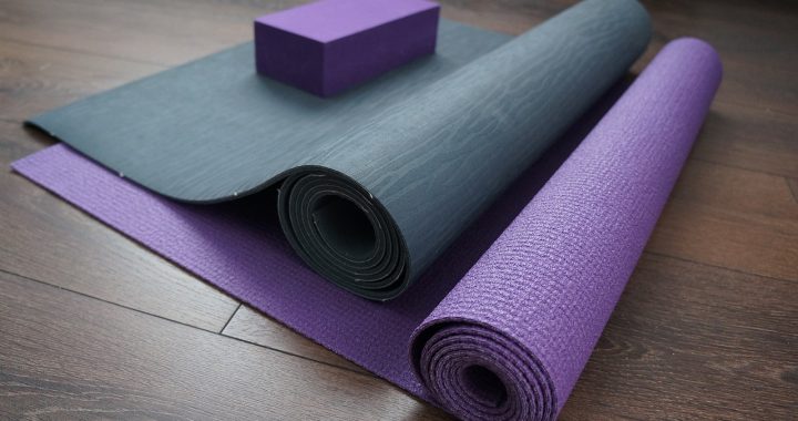 Paklājs un vingrošanas paklājs. Līdzīgi, bet dažādi