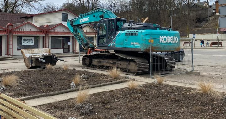 Ko rok dzelzceļa stacijā Tukums I?