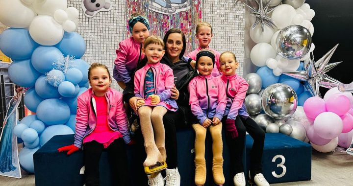 Novada jaunās daiļslidotājas  startējušas sacensībās Šauļos/FOTO/