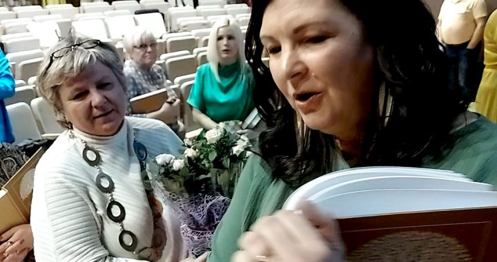 Tukumā aizvadīti grāmatas «No šūpuļa līdz zeltam» atvēršanas svētki